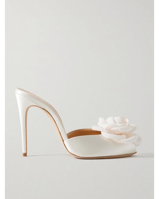 Magda Butrym Natural Mules Aus Satin Mit Applikation