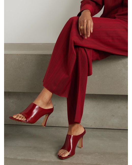 Bottega Veneta Red Rana Mules Aus Leder