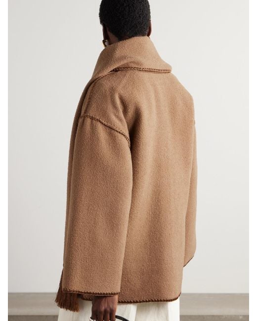 Totême  Natural Jacke Aus Bouclé Aus Einer Wollmischung Mit Fransen