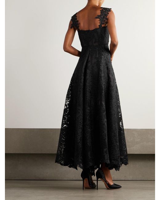 Oscar de la Renta Black Corded Lace Gown