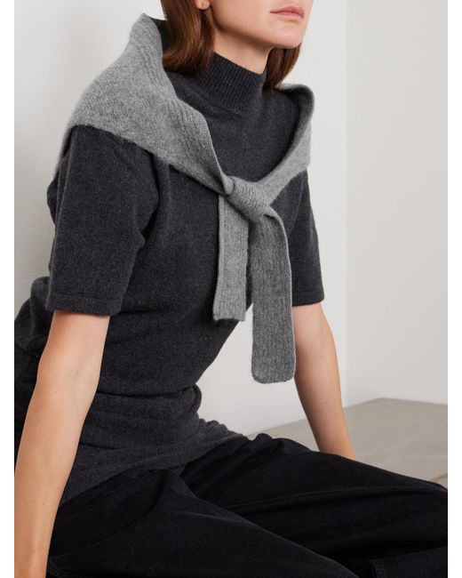 Jacquemus Gray Schal Aus Gebürstetem Strick Mit Applikation