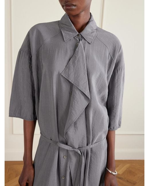 Lemaire Belted Silk-Blend Satin Shirt Dress in Gray | Lyst