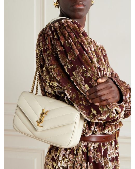 Saint Laurent Natural Loulou Schultertasche Aus Gestepptem Leder