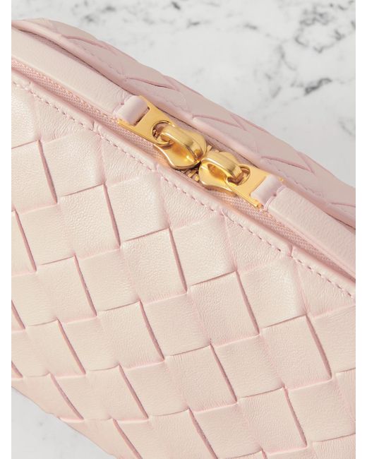 Bottega Veneta Pink Concert Pouch Schultertasche Aus Intrecciato-Leder