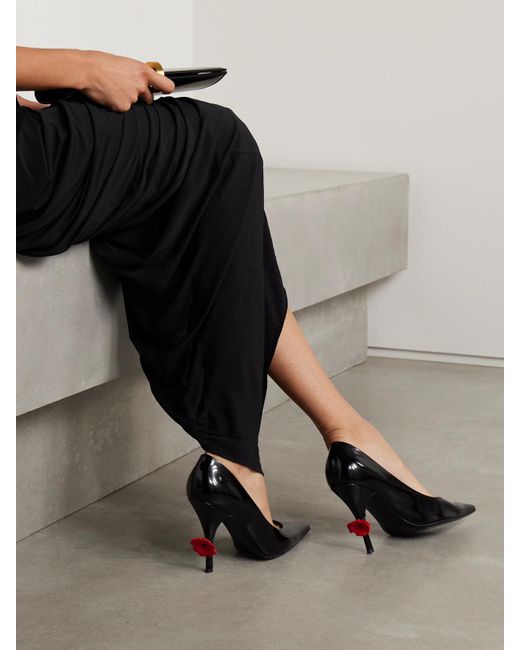 Magda Butrym Black Pumps Aus Lackleder Mit Applikationen