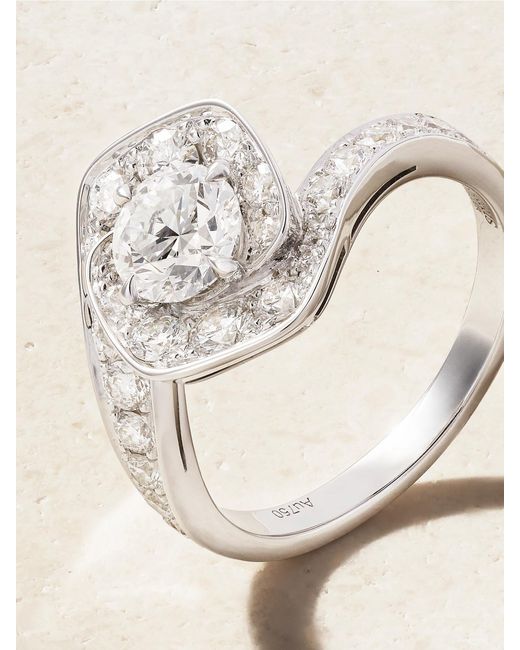 David Morris Natural Frozen Kiss 18-Karat Diamond Ring