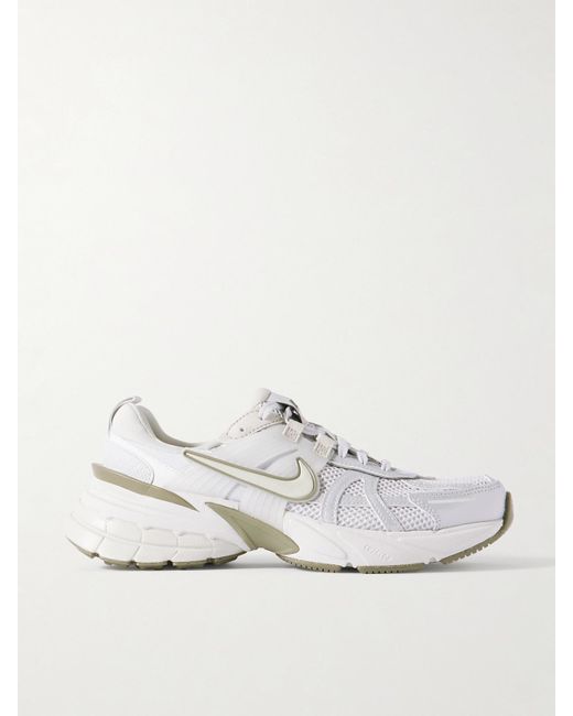 Baskets En Résille À Finitions En Caoutchouc V2K Run Nike en coloris White