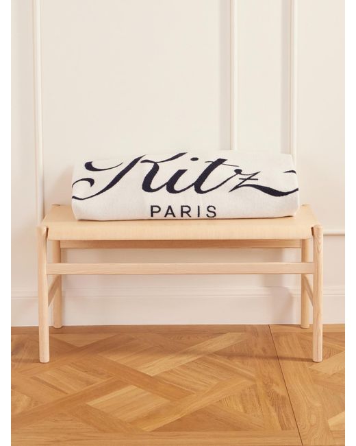 FRAME Natural Ritz Paris Whipstitched Wool And Cashmere-Blend Jacquard Blanket