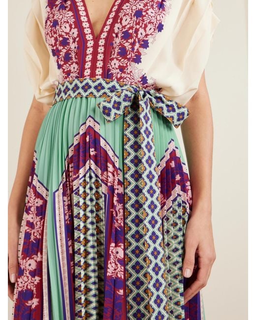 Robe Longue En Crêpe De Chine Imprimé À Plis Et À Ceinture LaDoubleJ en coloris Multicolor