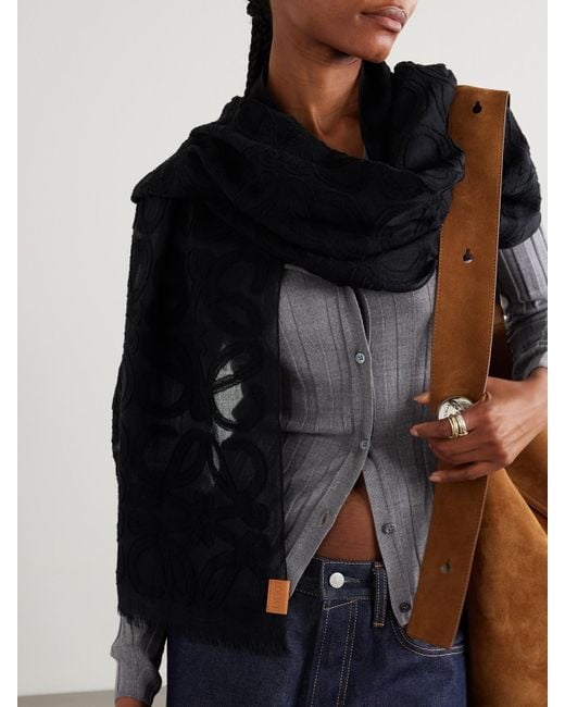 Loewe Black Schal Aus Einer Woll-Seidenmischung Mit Jacquard-Muster Und Fransen
