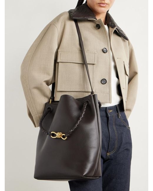 Sac Seau En Cuir Andiamo Medium Bottega Veneta en coloris Black