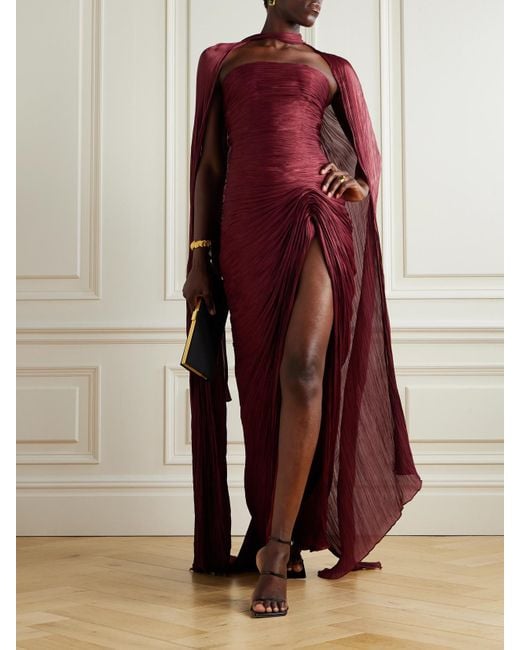 Marmar Halim Red Trägerlose Robe Und Cape Aus Plissiertem Seidensatin