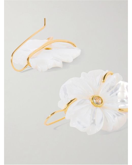 Lizzie Fortunato White New Bloom Vergoldete Ohrringe Mit Perlmutt Und Topasen