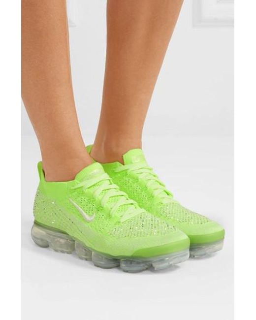 nike vapormax light green