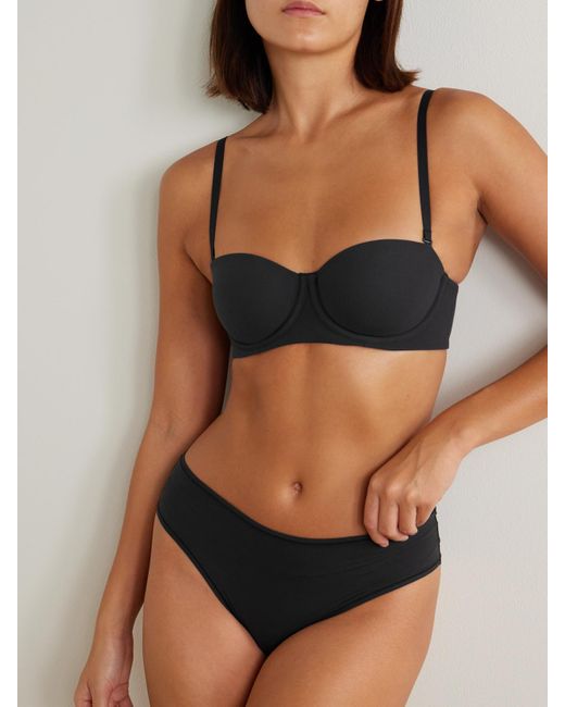 Skims Black Fits Everybody Strapless Bra