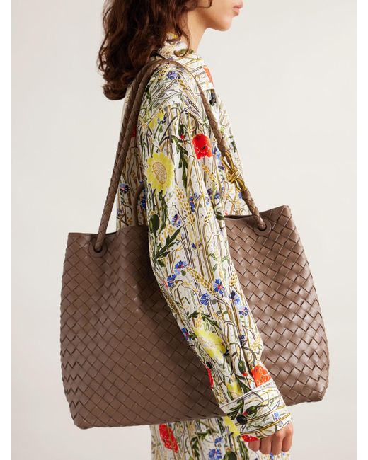 Bottega Veneta Brown Andiamo Large Intrecciato Leather Tote
