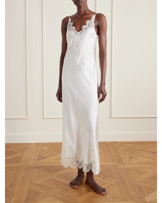 Carine Gilson White Lace-Trimmed Floral-Embroidered Silk-Satin Nightdress