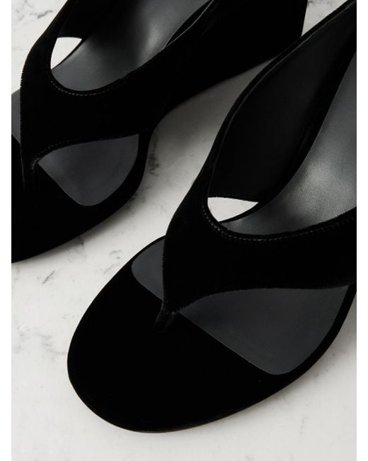 Mules Compensées En Daim Tong 75 Alaïa en coloris Black