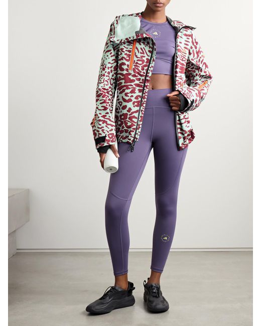 Adidas By Stella McCartney Red Terrex Truenature 2L Skijacke Aus Reyceltem Material Mit Leopardenprint Und Kapuze