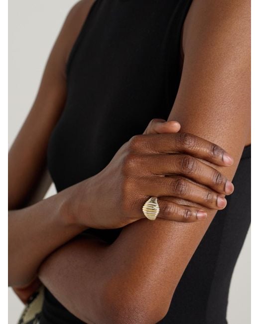 Yvonne Léon Natural Chevalière Berlingot 9-Karat And Diamond Signet Ring