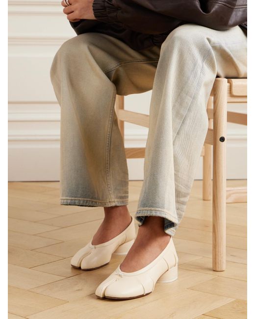 Maison Margiela Natural Tabi Ballerina Pumps Mit Geteilter Kappe Aus Leder