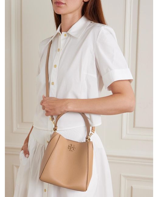 Tory Burch Natural Mcgraw Kleine Schultertasche Aus Strukturiertem Leder