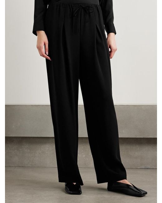 Theory Black Hose Mit Weitem Bein Aus Crêpe Mit Falten