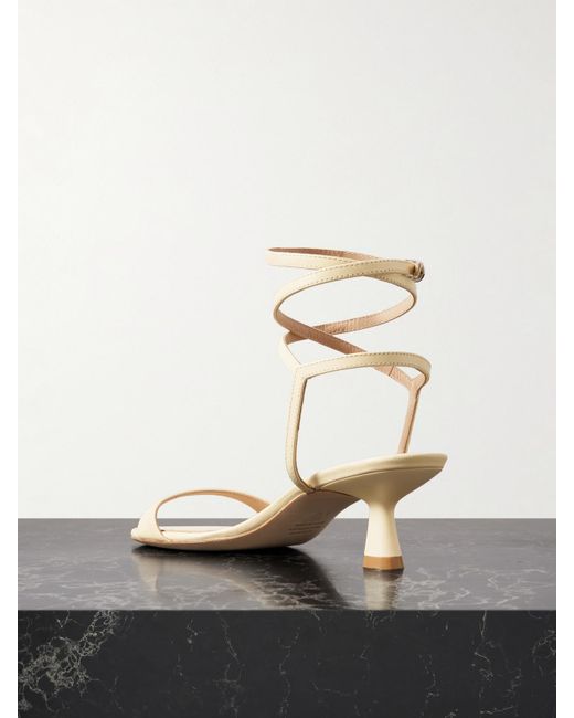 Stuart Weitzman Natural Nudist Wrap Sandalen Aus Leder