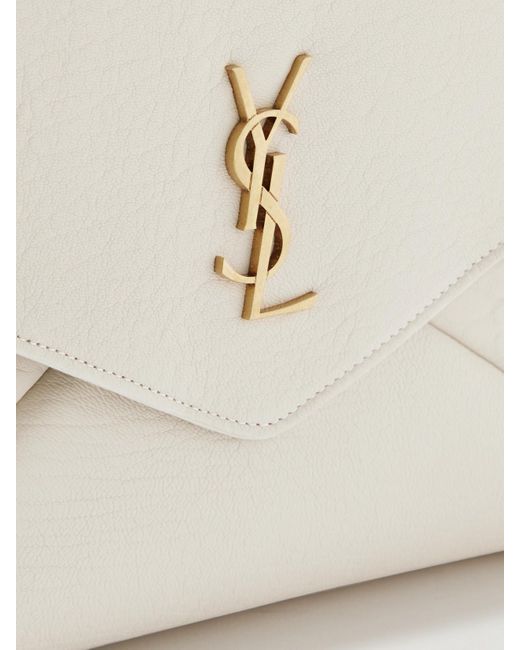 Saint Laurent Natural Cassandre Große Clutch Aus Strukturiertem Leder