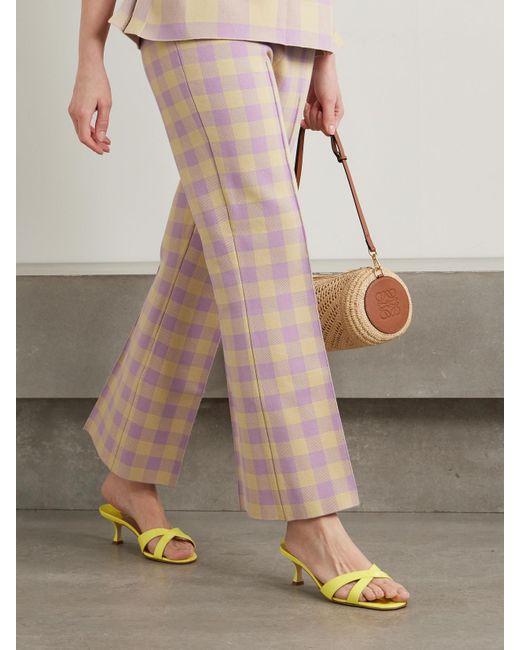 Manolo Blahnik Yellow Callamu 50 Mules Aus Lackleder