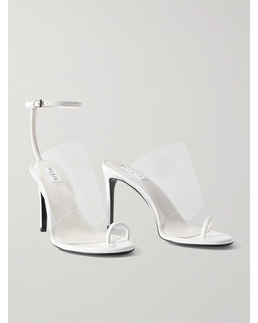 Alaïa White Asymmetrische Sandalen Aus Lackleder Und Pvc