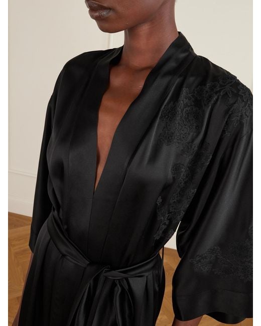 Carine Gilson Black Belted Floral-Embroidered Silk-Satin Kimono