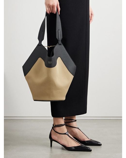 Khaite Black Lotus Kleine Tote Aus Canvas Mit Besätzen Aus Strukturiertem Leder