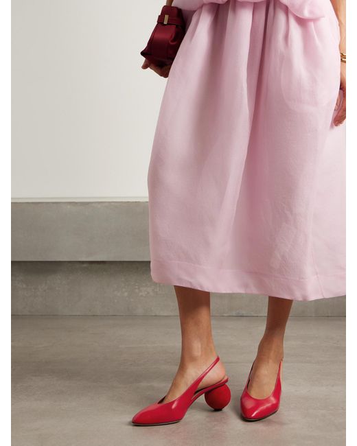 Escarpins À Brides Arrière En Cuir Et En Daim Tessie Ferragamo en coloris Red