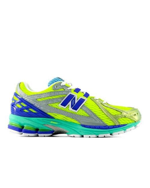 New Balance Green 1906R Sneakers
