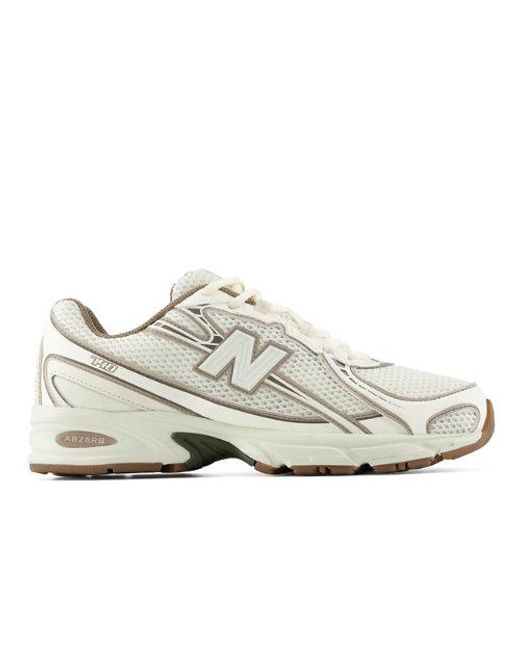 New Balance White 740