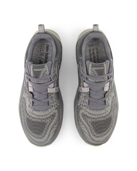 Hombre Fresh Foam X Hierro V8 En, Talla New Balance de hombre de color Gray