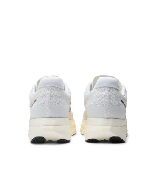 Hombre Fuelcell Supercomp Elite V5, Talla New Balance de hombre de color White