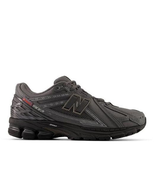 New Balance Black 1906R