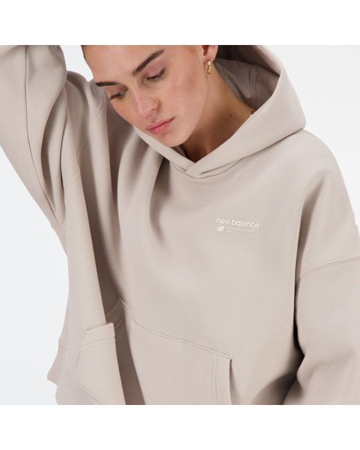 Linear heritage brushed back fleece hoodie New Balance de color Natural