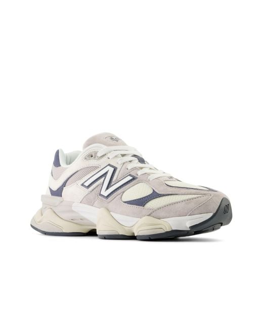 9060 in grigio/beige di New Balance in White