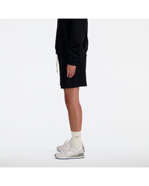 Athletics french terry short in nero di New Balance in Black