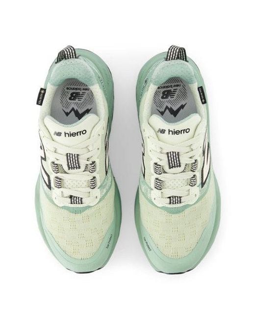 Donna Fresh Foam X Hierro V9 Gore-Tex di New Balance in Green