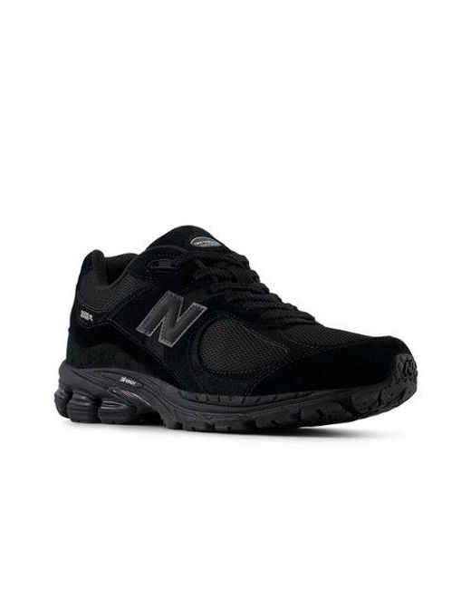 New Balance Black 2002R