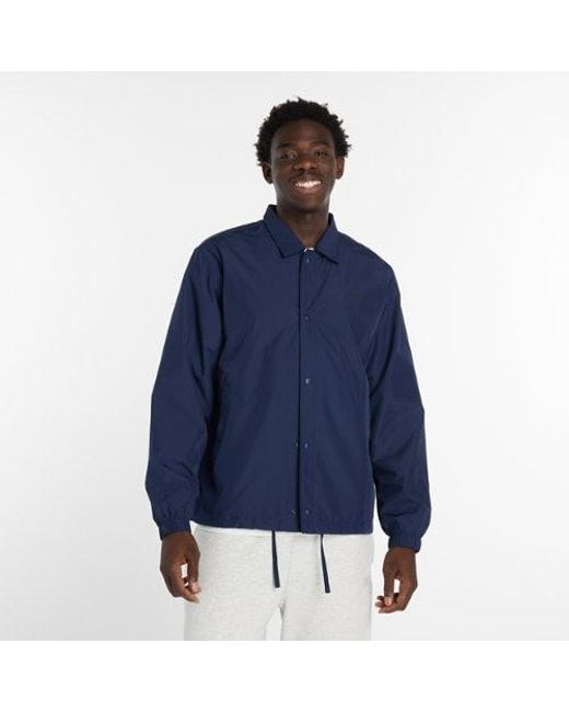 New Balance Lightweight Coaches Jacket in het Blue voor heren