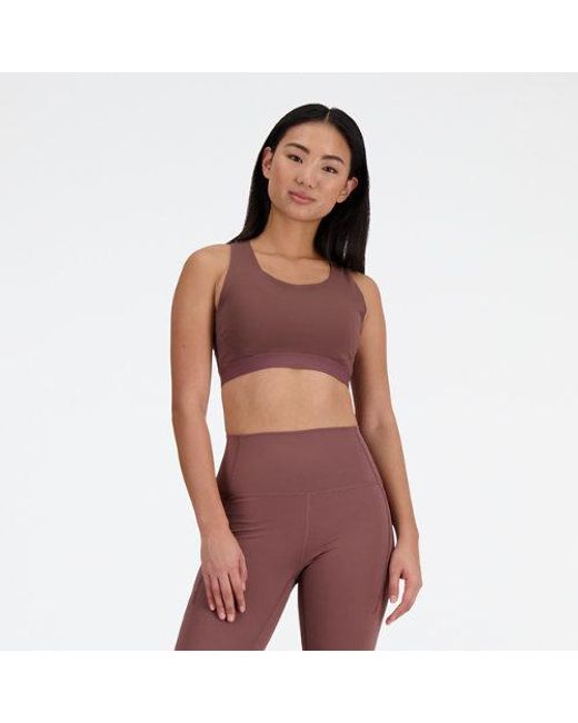 Femme Nb Sleek Medium Support Pocket Sports Bra En, Poly Knit, Taille New Balance en coloris Purple