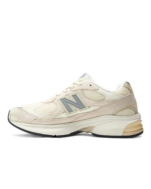 New Balance White Abzorb 2010