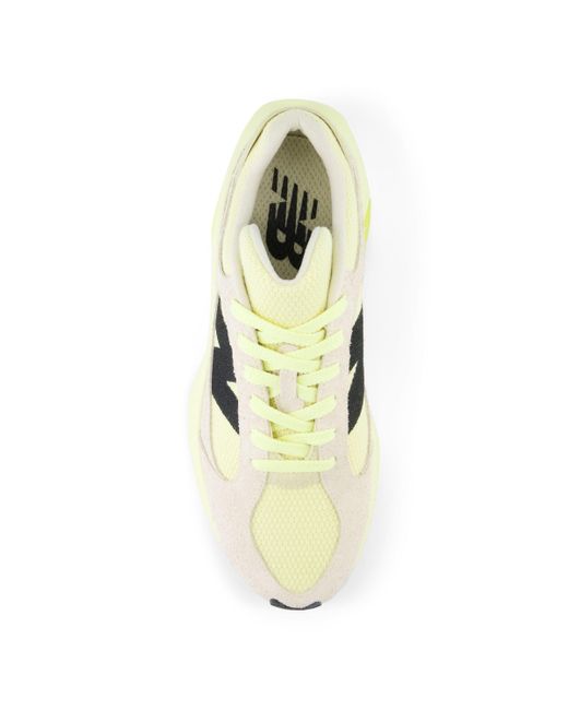 New Balance White Wrpd Runner In Suede/mesh