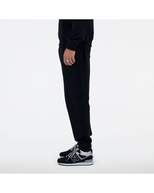 New Balance Athletics french terry jogger in schwarz in Black für Herren