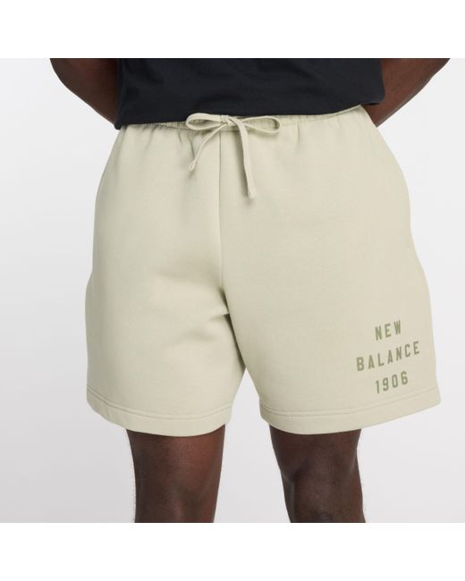 New Balance Iconic Collegiate Fleece Short 7" in het Green voor heren